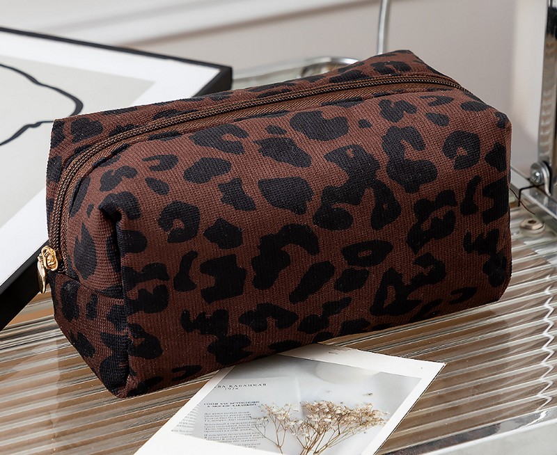SELECTION - Women LEOPARD thumbnail